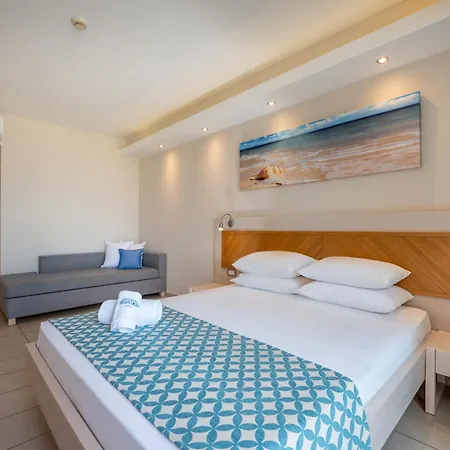 Royal & Imperial Belvedere אתר נופש 4*